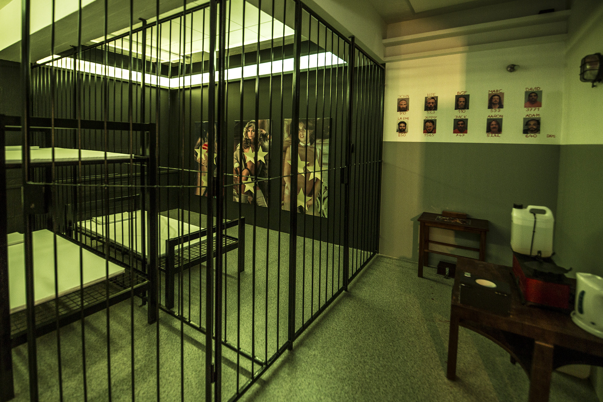 prison break escape room